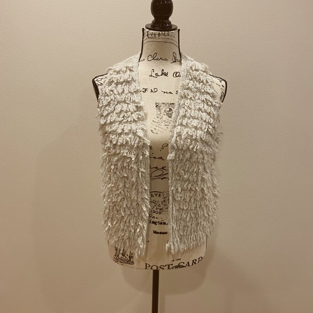 Abercrombie Kids Beige Sweater Girls Size L (11/12)